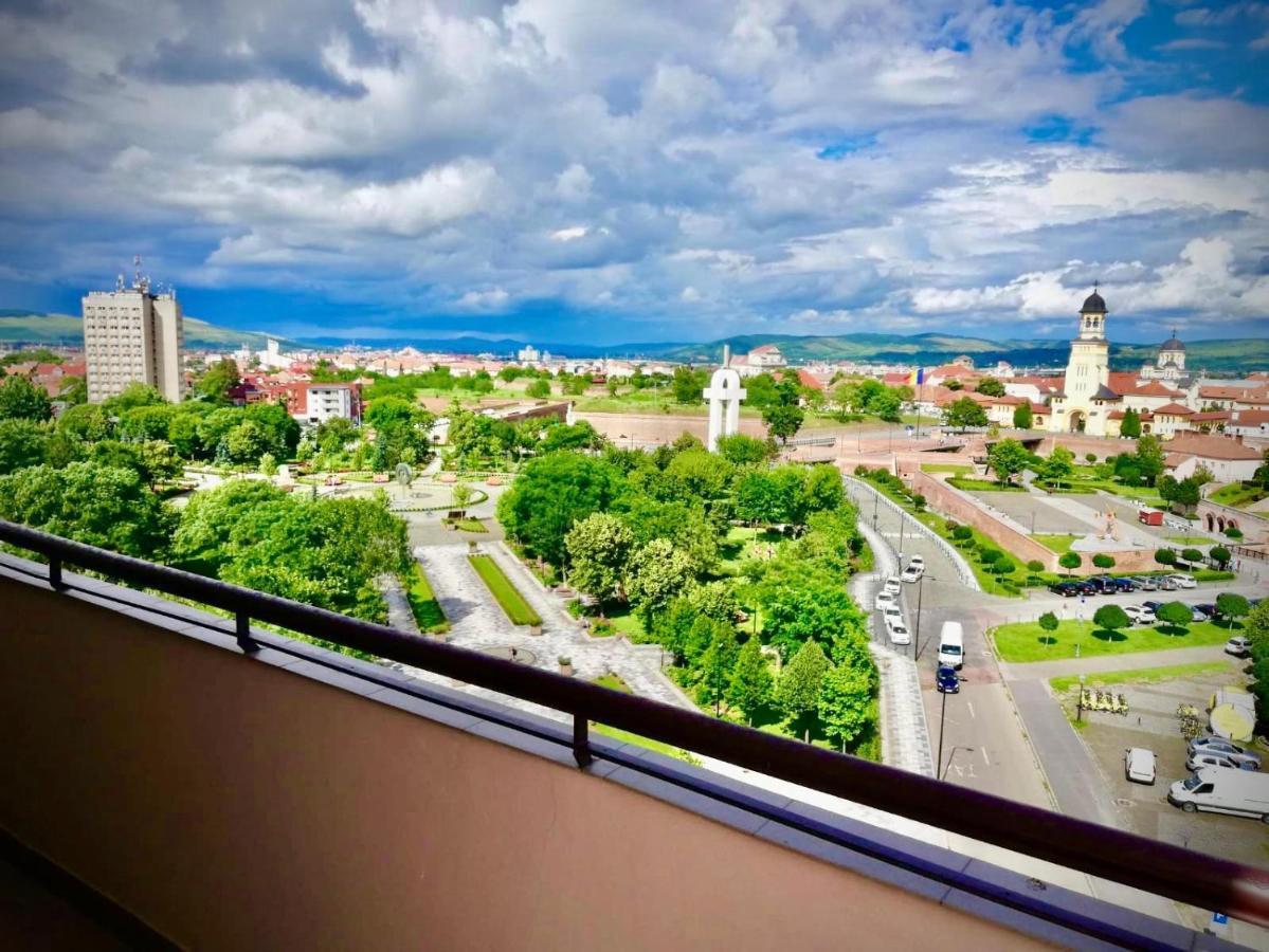 Midsummer Boulevard Apartment Alba Iulia Exterior photo
